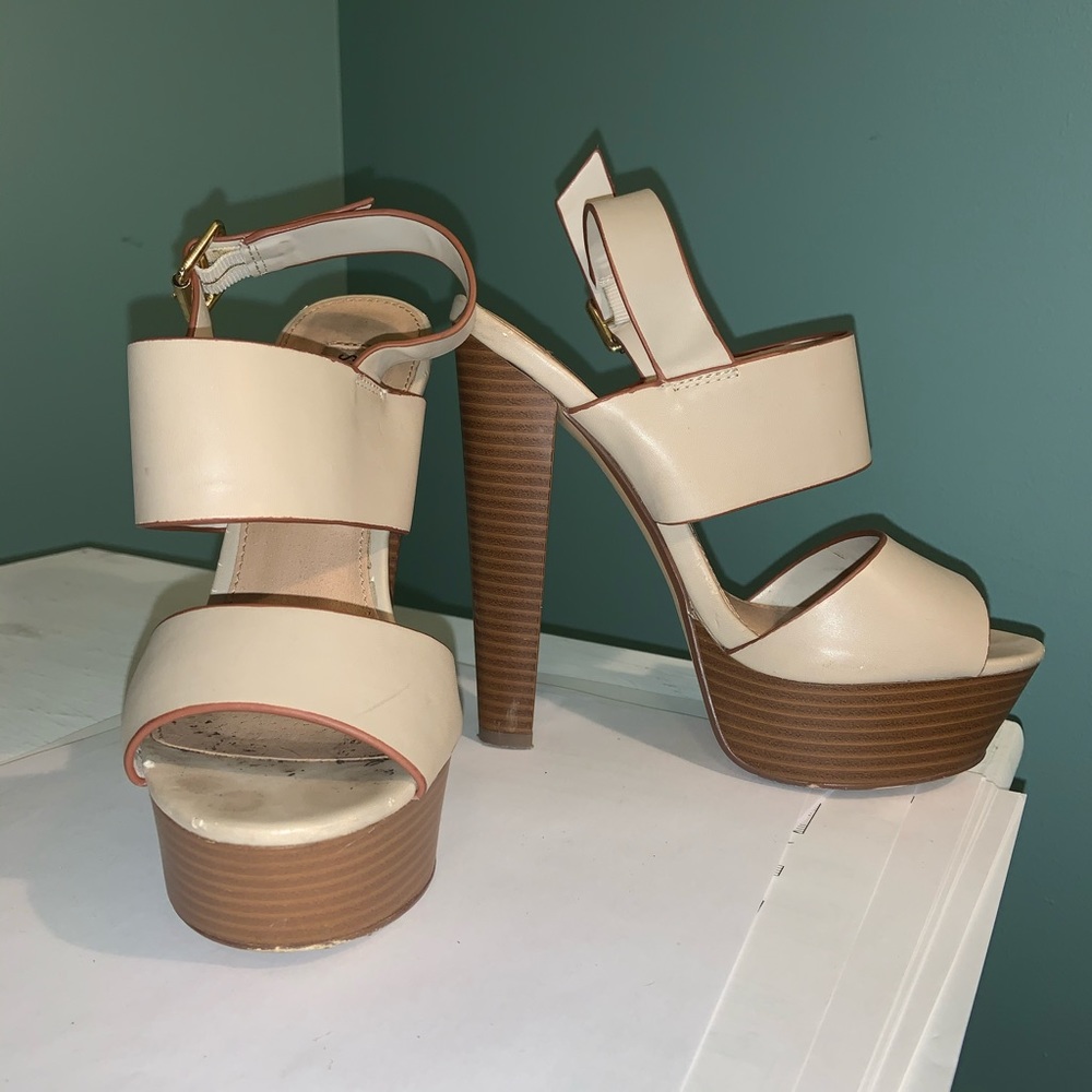 Sexy Steven madden high heels